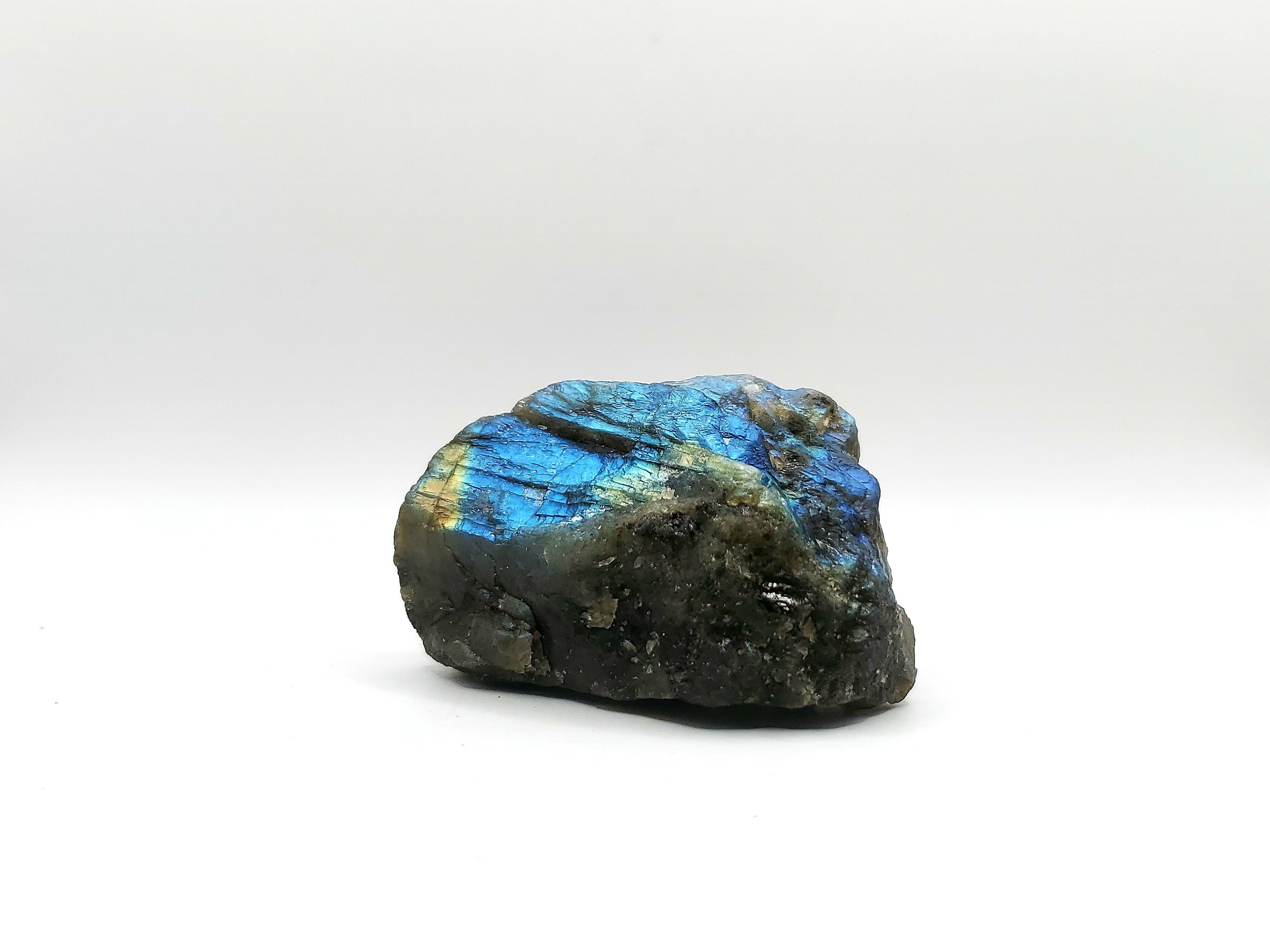 Labradorite Raws